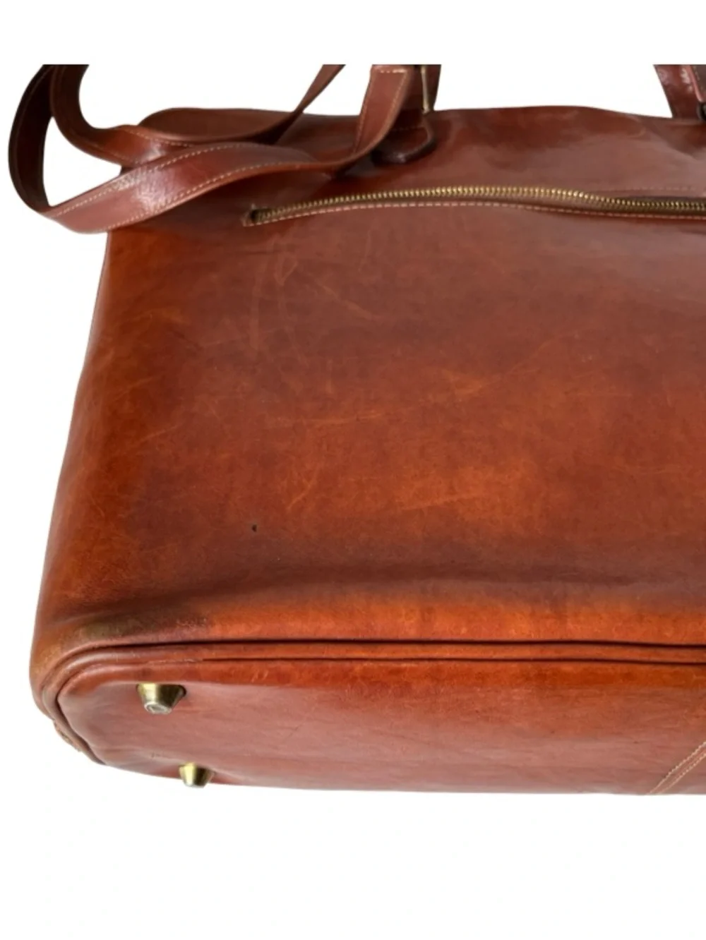This Terrida rare vintage leather shoulder tote